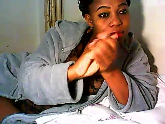 Live sex webcam photo for AfriPrincess #253968688