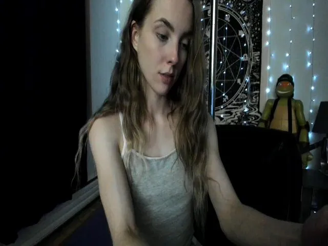 Live sex webcam photo for WebCammy #258409960