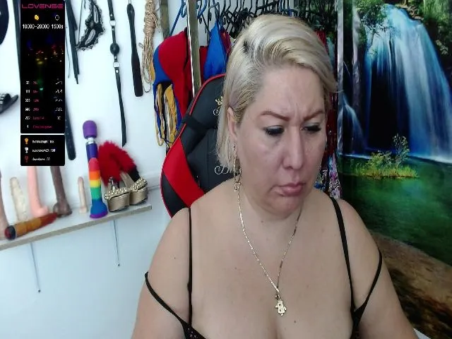 Live sex webcam photo for Brenda_becker #260261878