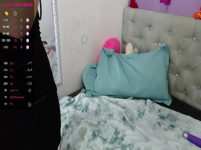 Live sex webcam photo for Ashley_shaw #254935421