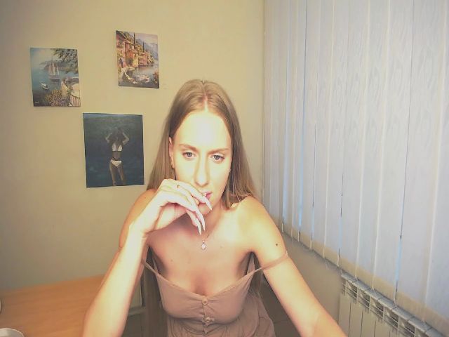 Live sex webcam photo for Likainflower #263108199