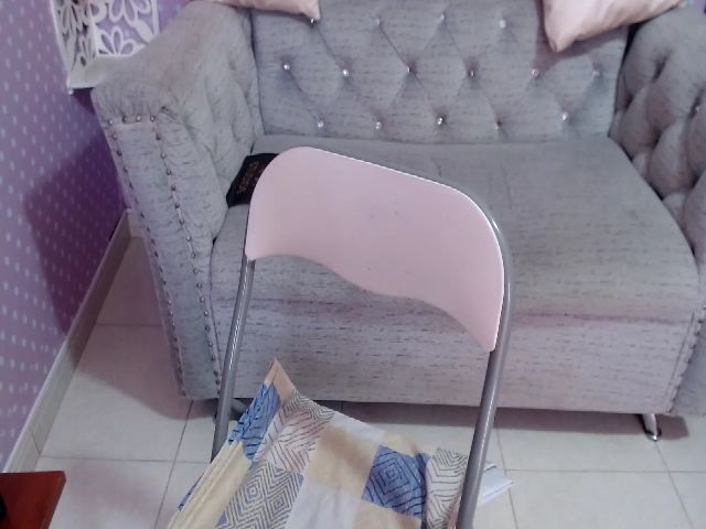 Live sex webcam photo for Aniie_pink #254186784