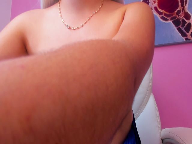 Live sex webcam photo for Tasha_cooper1 #253838975