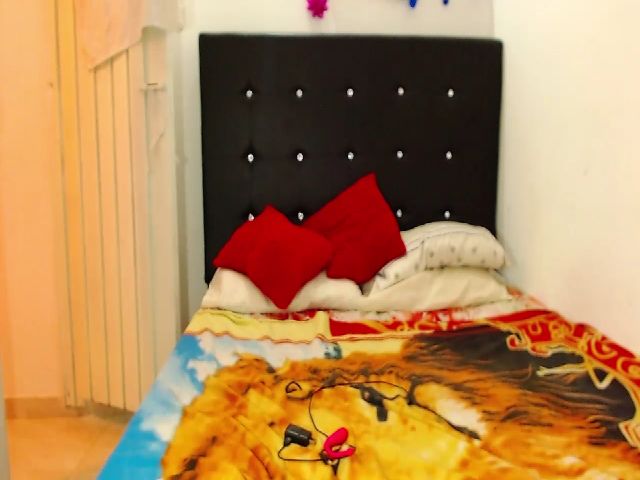 Live sex webcam photo for Irisbrownx #262807366