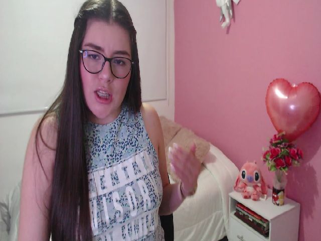 Live sex webcam photo for Frida_porn #265217614