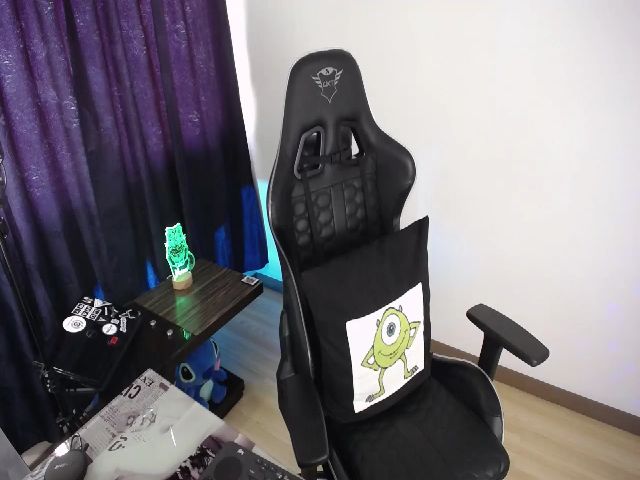 Live sex webcam photo for BiancaMiller #255333563