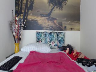 Live sex webcam photo for AikoTailor #287875915