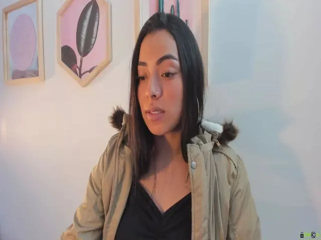 Live sex webcam photo for Kendry_ #254276291