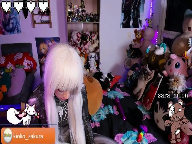 Live sex webcam photo for Sara_Skys #264161629