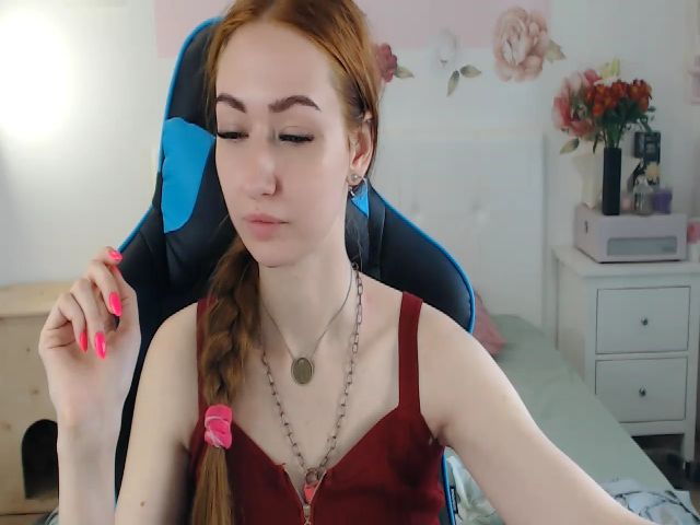 Live sex webcam photo for CassidyShine #258095331