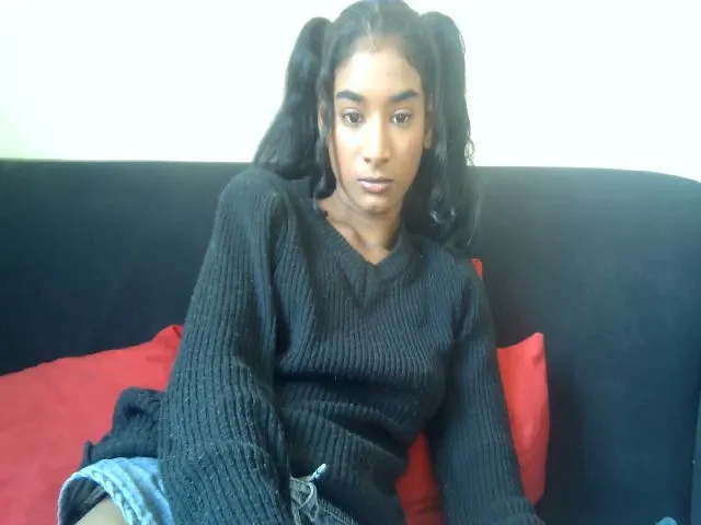 Live sex webcam photo for dirtyrissa69 #264846780