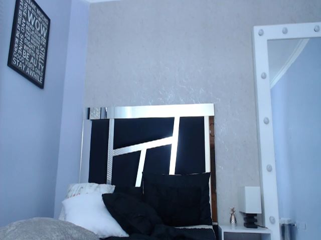 Live sex webcam photo for Pythonissa97 #254235028