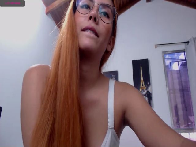 Live sex webcam photo for Alessiafioore #260727650