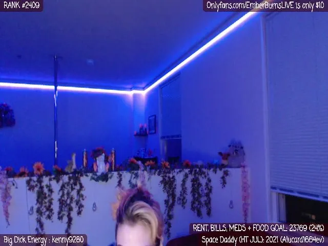 Live sex webcam photo for EmberBurns #259754719