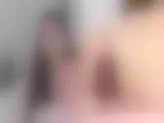 Live sex webcam photo for Julieta__18 #262816976