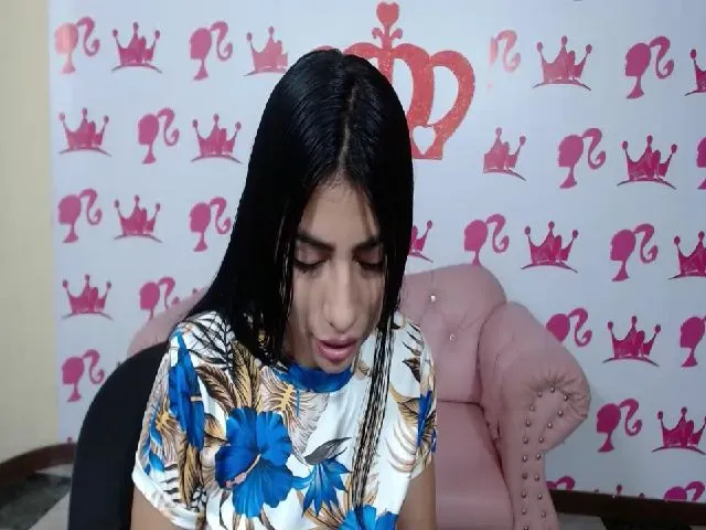 Live sex webcam photo for Naughtty_Doll #264260478