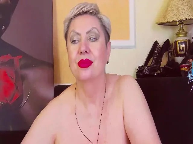 Live sex webcam photo for LADY__POSH #265371256