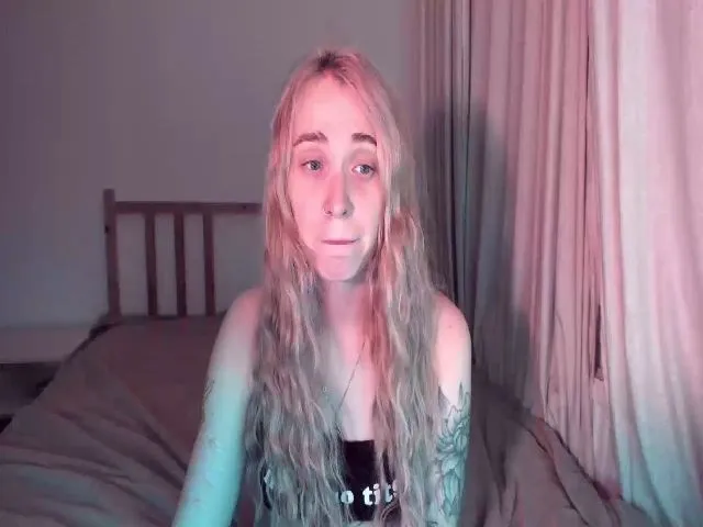 Live sex webcam photo for Uvirtualfrnd #253185348