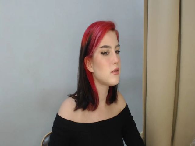 Live sex webcam photo for KateKoss #263685159