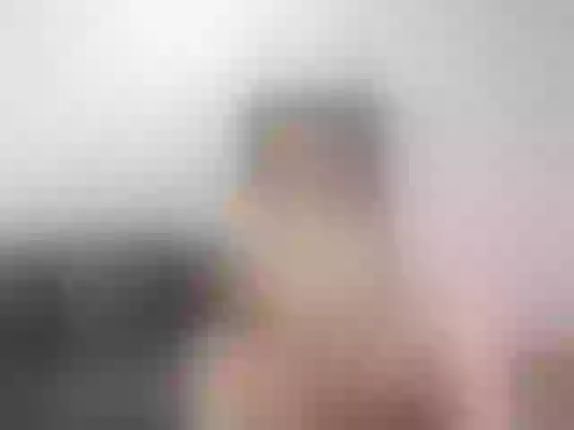 Live sex webcam photo for freyyaamore #241247933