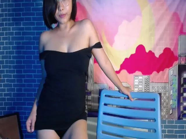 Live sex webcam photo for GoddessShaiya #255834278