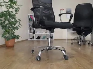 Live sex webcam photo for legsoffice #240773876