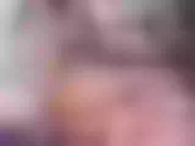 Live sex webcam photo for Mia-4u #252673233