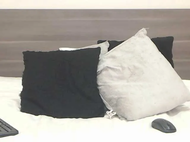 Live sex webcam photo for LindsaySummer #241109520