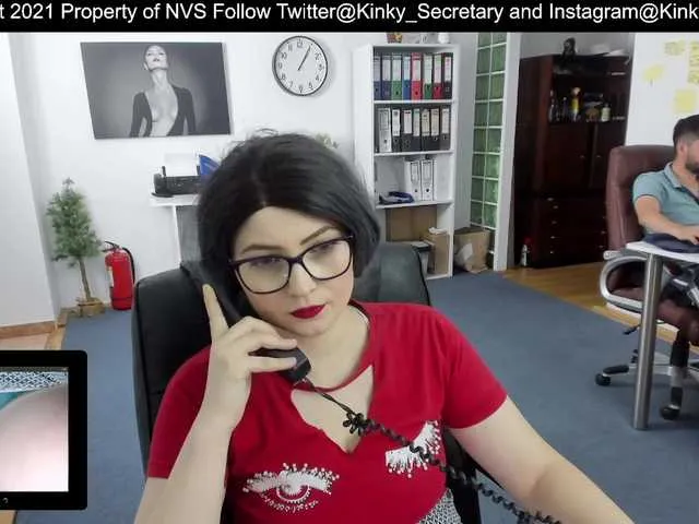 Live sex webcam photo for KinkyOffice #255917644