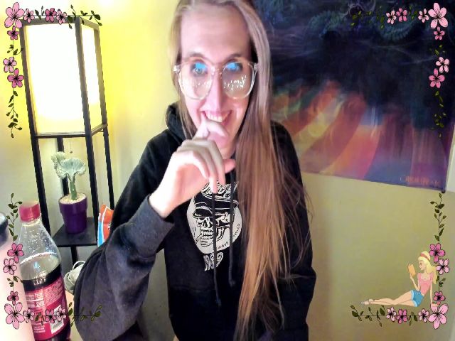 Live sex webcam photo for BookishBabe #258062679