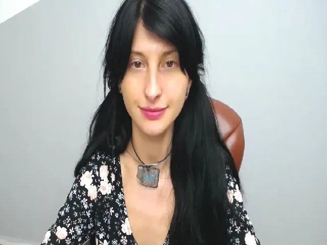 Live sex webcam photo for SnowSpacee #255190660