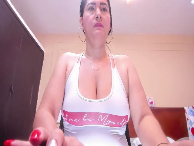 Live sex webcam photo for Dana_jewel #255311489