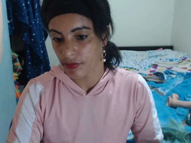Live sex webcam photo for KattleyaGrey #255007435