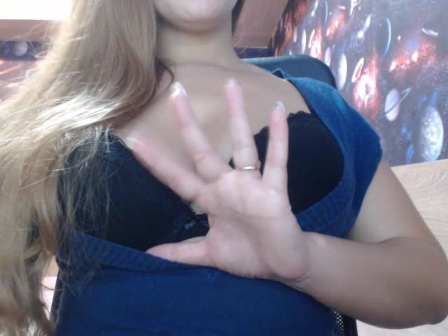 Live sex webcam photo for SweetCat4Guys #255461191