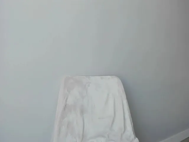 Live sex webcam photo for SUPER_LARA #263748786