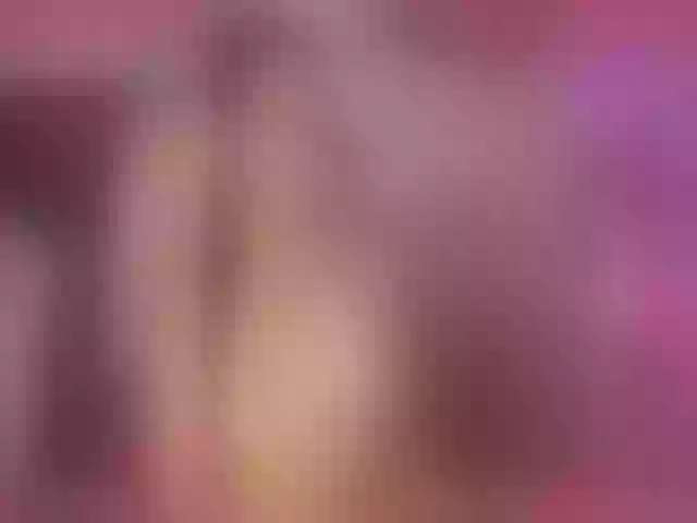 Live sex webcam photo for RedHOTPinay01 #261536154