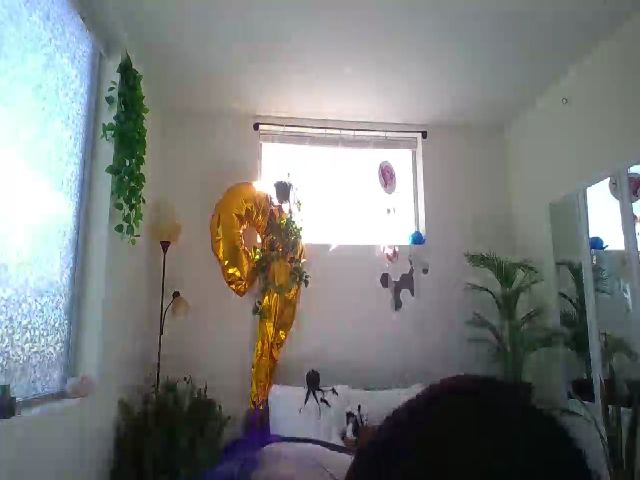 Live sex webcam photo for SailorRose8 #253138417