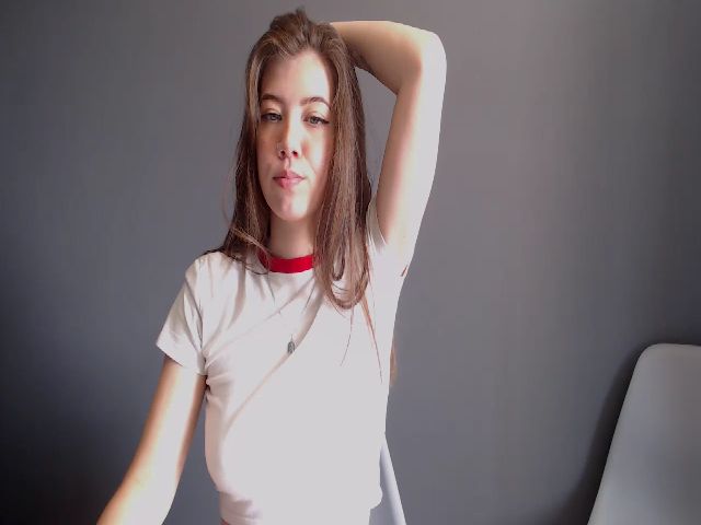 Live sex webcam photo for Oopsbritney #255574108