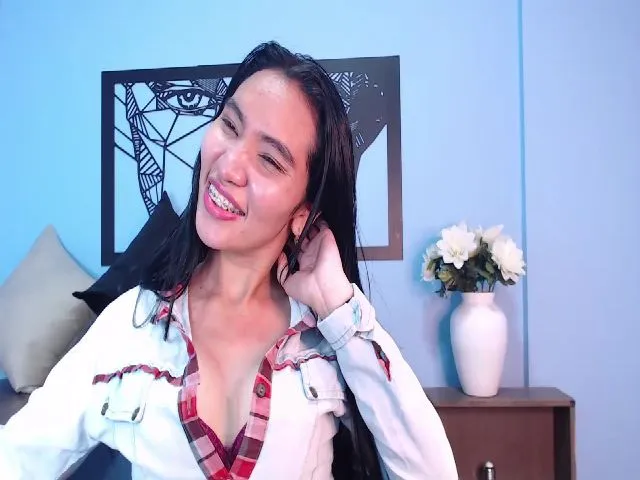 Live sex webcam photo for Alanna_Brown #261586856