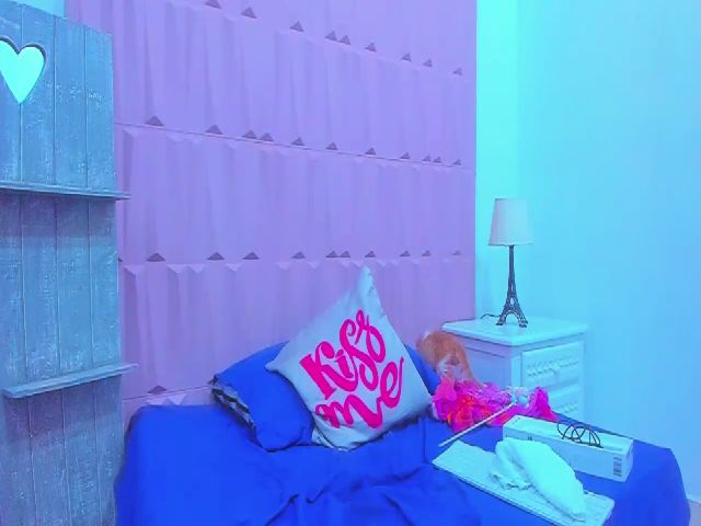 Live sex webcam photo for Cristal_West #254015032