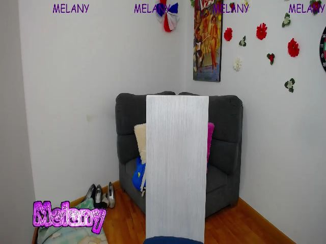 Live sex webcam photo for Melanie12_ #262645462