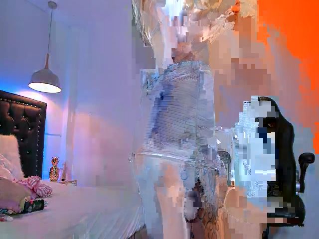 Live sex webcam photo for Vanessa_Samir #265411419