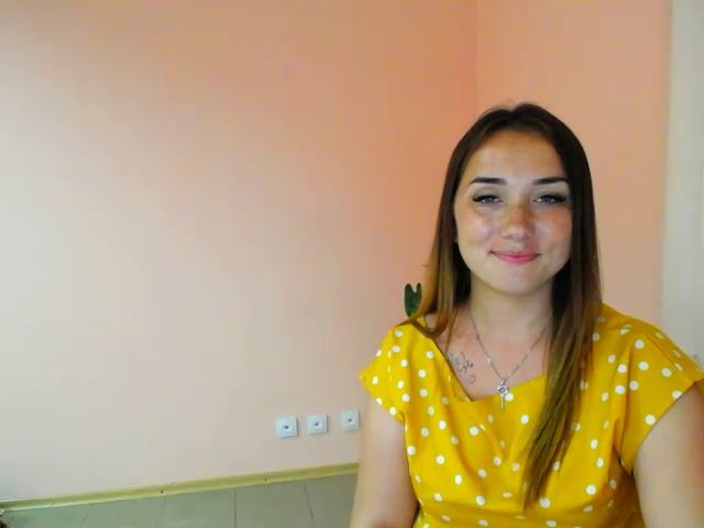 Live sex webcam photo for Candy4Love_ #255775057