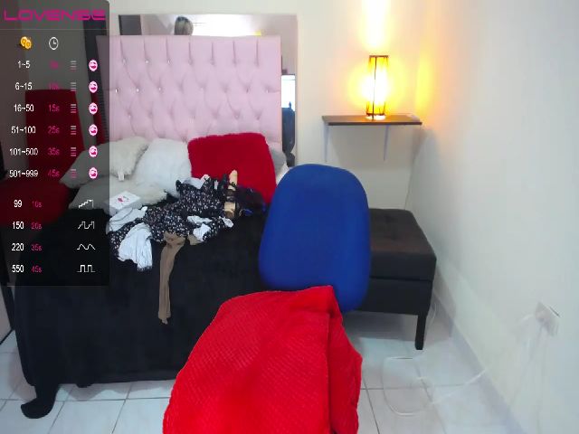 Live sex webcam photo for LESLY_LAURA #253841968