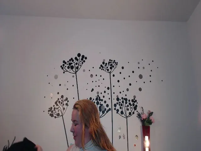 Live sex webcam photo for voluptuousDDD #256237042