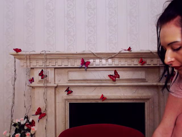 Live sex webcam photo for Tasty_dana #253557503