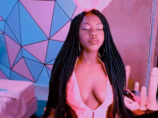 Live sex webcam photo for Sweetcarafu #261065264