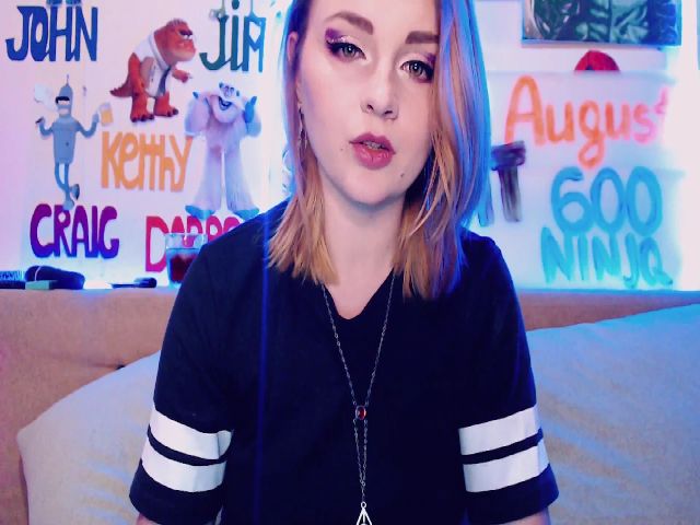 Live sex webcam photo for Nika_Cakes #264997102