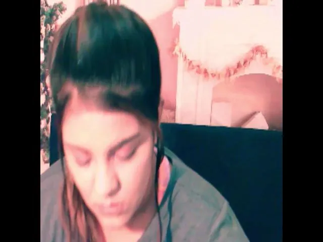 Live sex webcam photo for Sexyindianzn #263196895