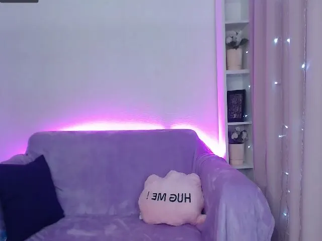 Live sex webcam photo for Julia_K #261788112